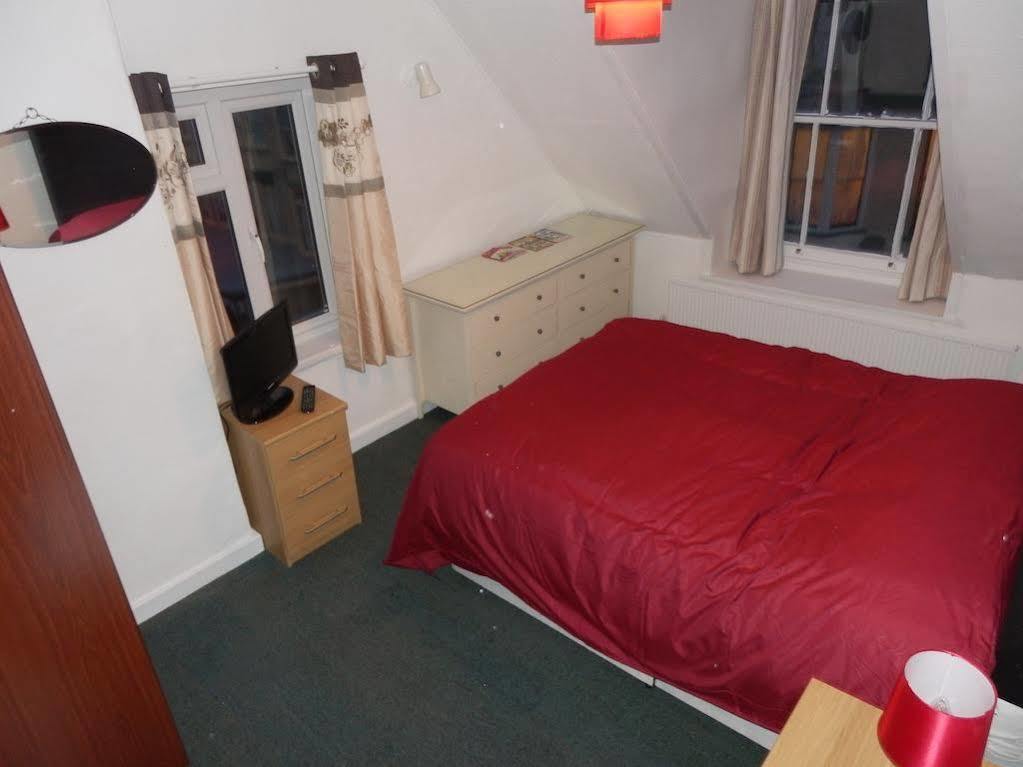 Ocean Backpackers Self-Catering Hostel Ilfracombe Ngoại thất bức ảnh